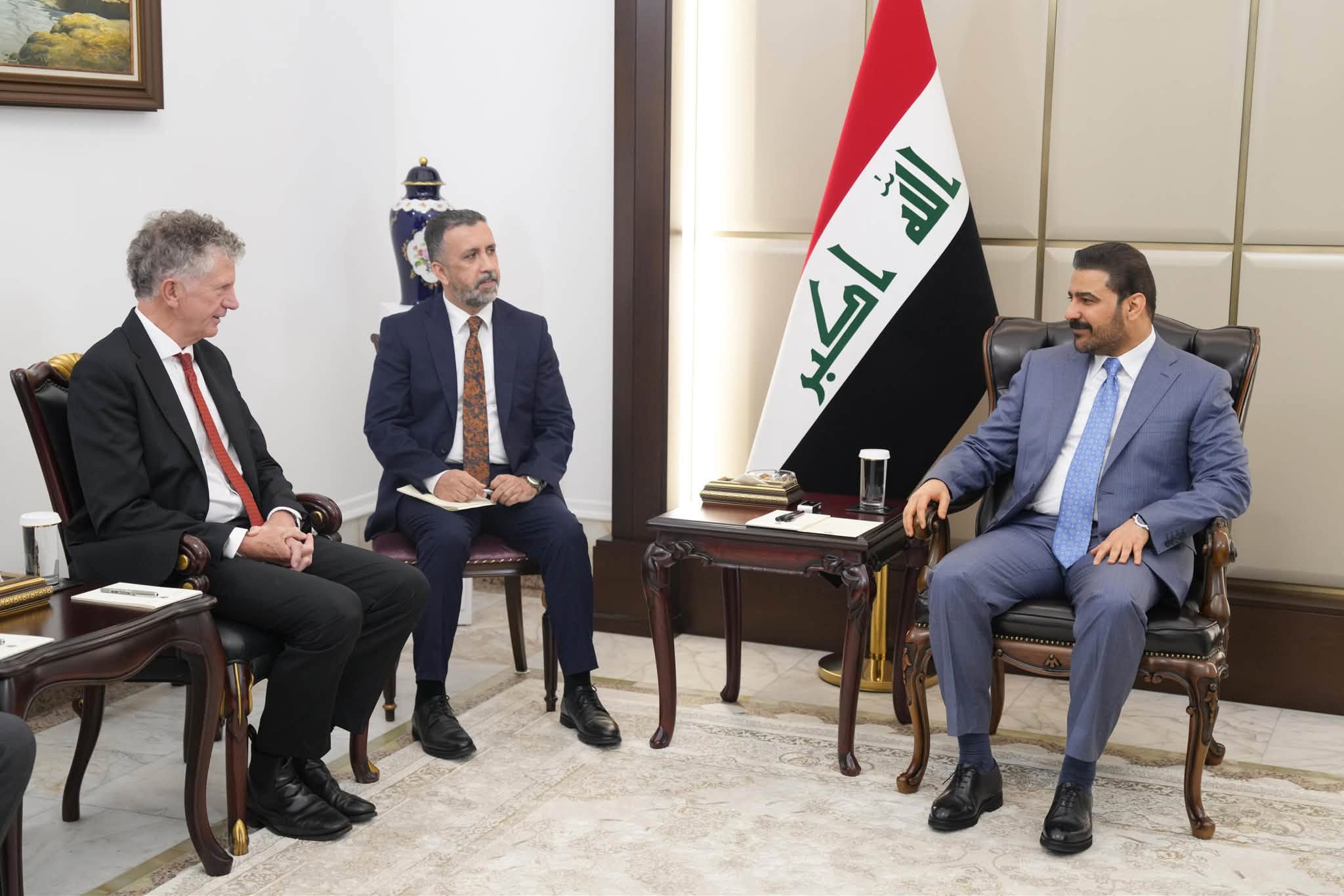 رئيس الوزراء يبحث مع مستشار الأمن القومي البريطاني تطورات الأوضاع في المنطقة