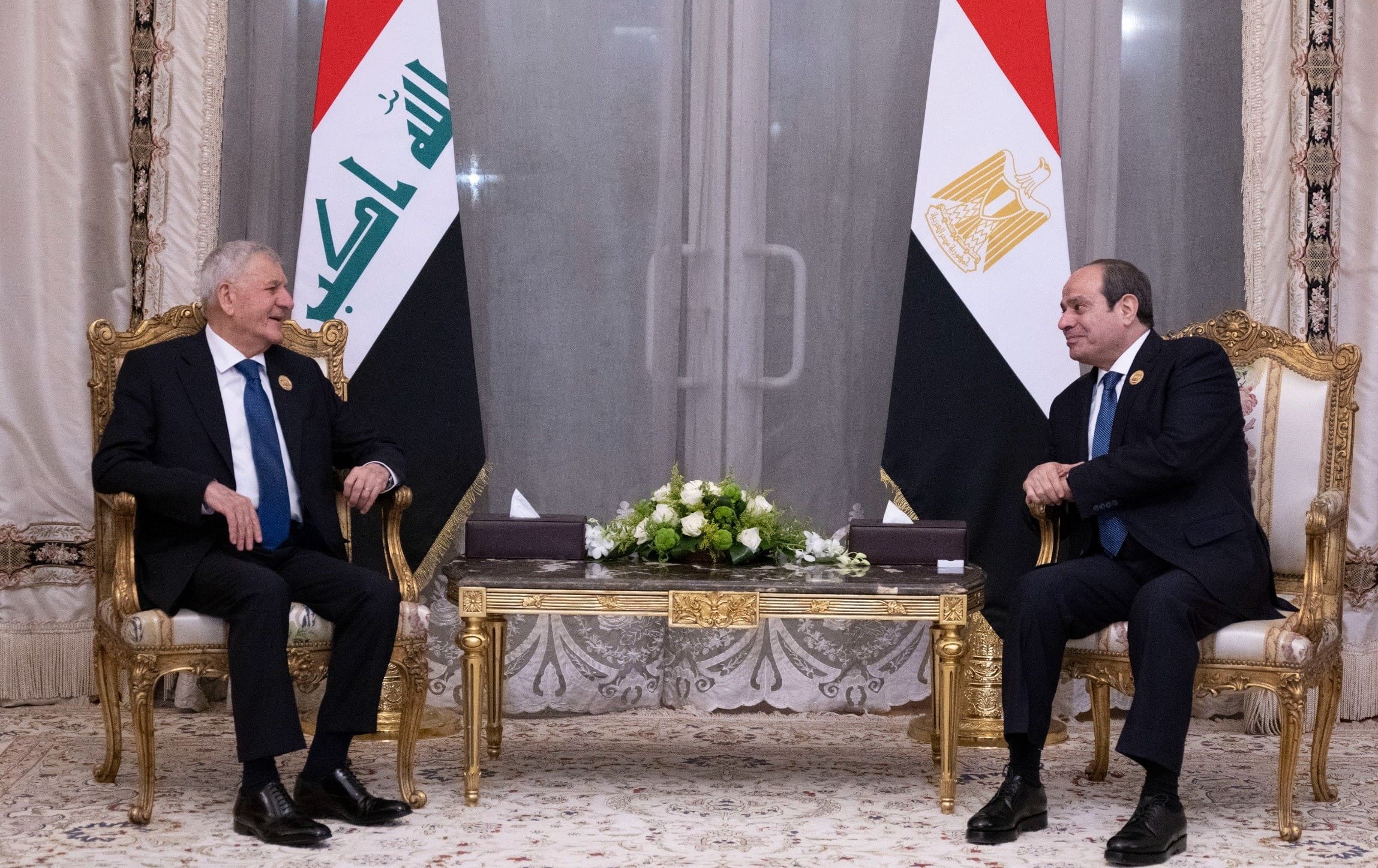 رئيس الجمهورية ونظيره المصري يؤكدان دعم آليات التعاون العربي لمواجهة التحديات