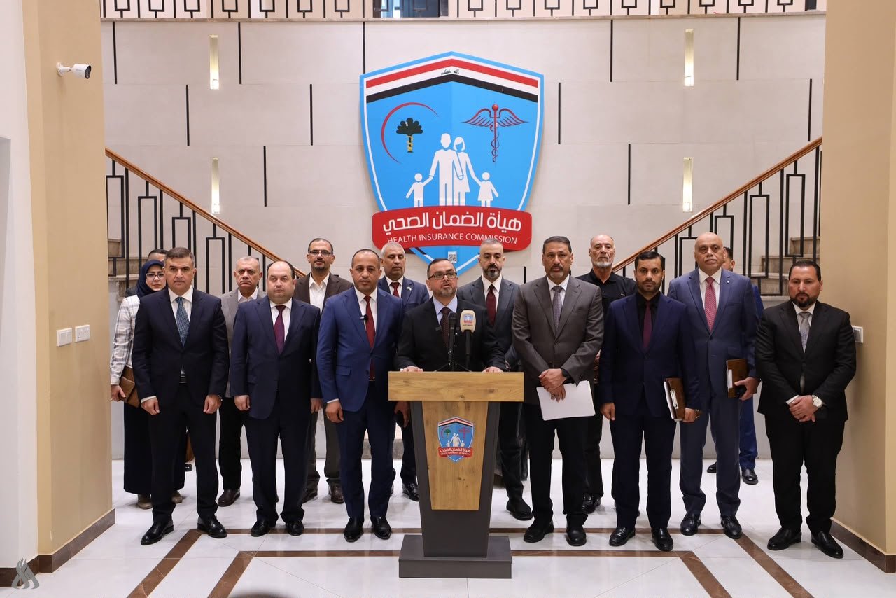 وزير الصحة يعلن انطلاق نظام الضمان الصحي في ثلاث محافظات
