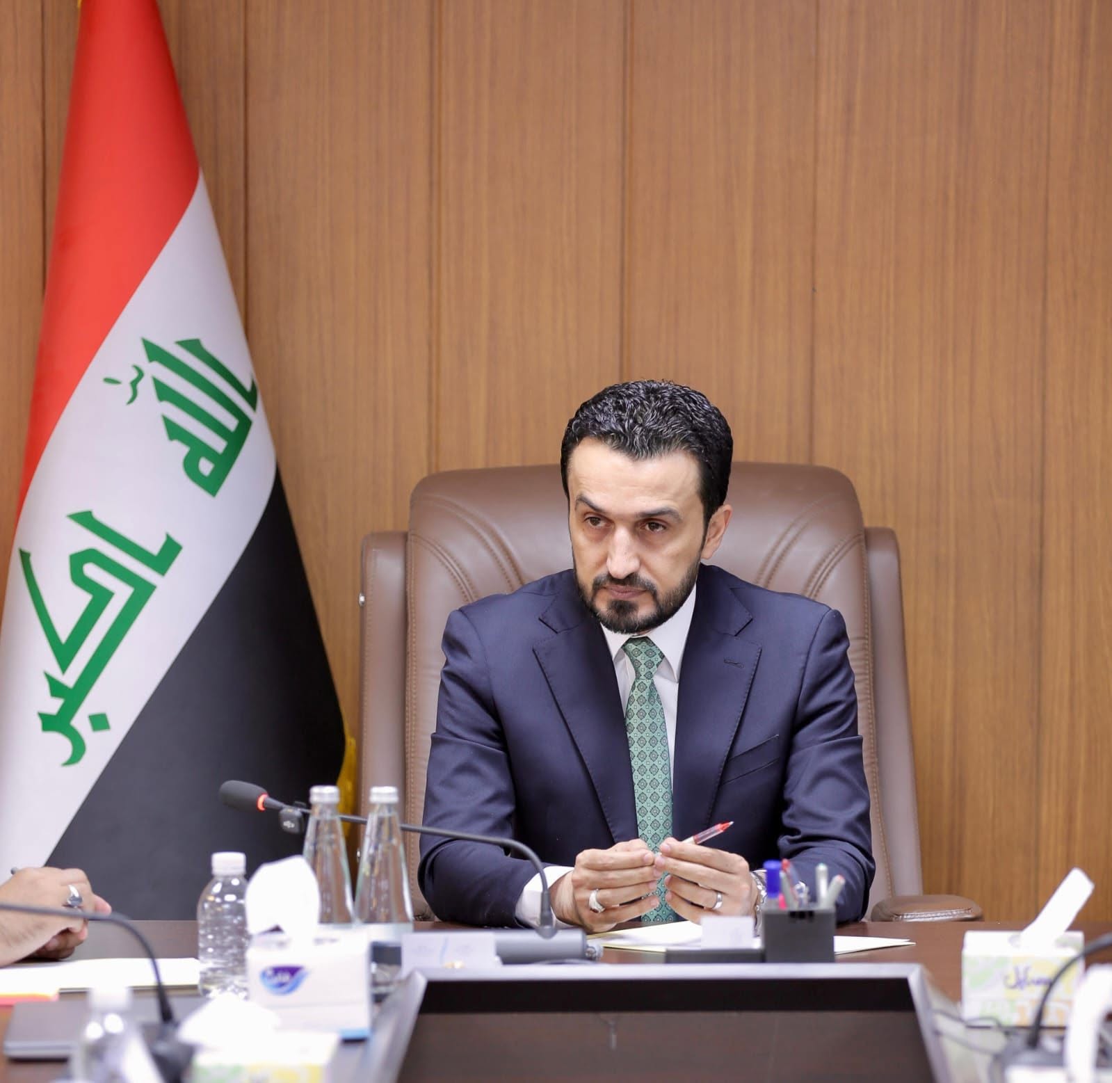 وزير الاتصالات يقر تخفيضاً بنسبة 40% على أسعار الإنترنت الحكومي ويرفع سرعات الأبراج