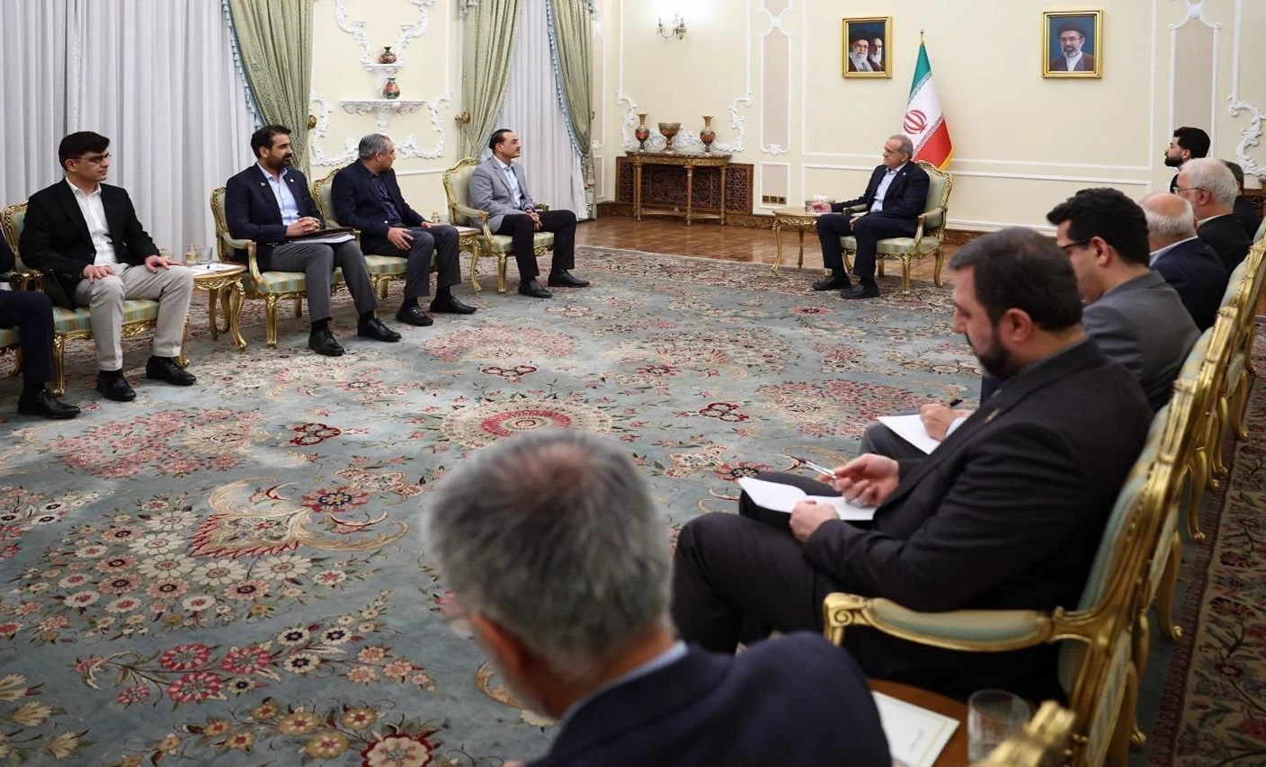 پزیشکیان: جەنگ لە بەرژەوەندیی ئێران و ناوچەکە و جیهاندا نییە