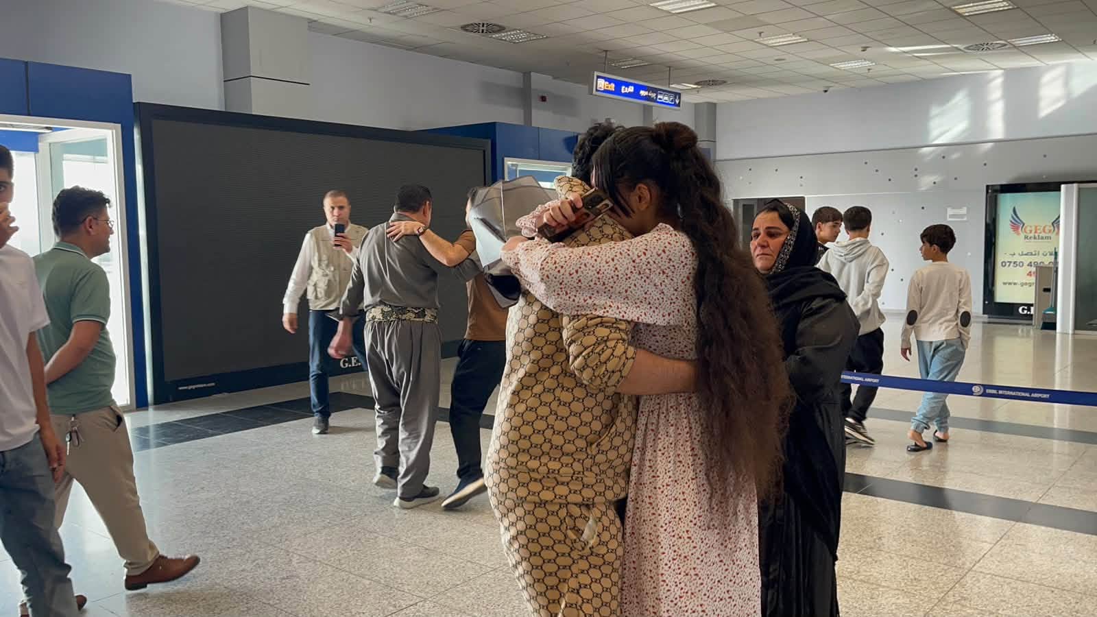 ساتى گەیشتنەوەى ژمارەیەک کۆچبەرى کورد لە لیبیاوە بۆ هەولێر 9ـى تشرینى یەکەمى 2026
