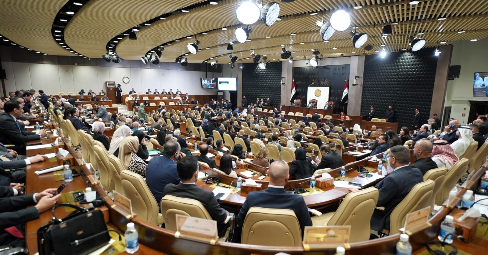 پرۆژەیاسای مۆڵهتی فهرمانبهران بە مووچەى بنەڕەتییەوە پەسەند كرا