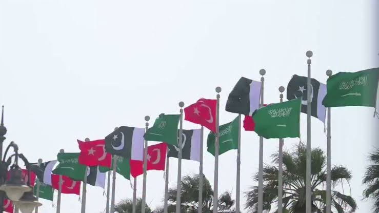 بەرپرسانی باڵای سەربازی و هەواڵگری پاکستان، سعودیە و تورکیا دەچنە تاران