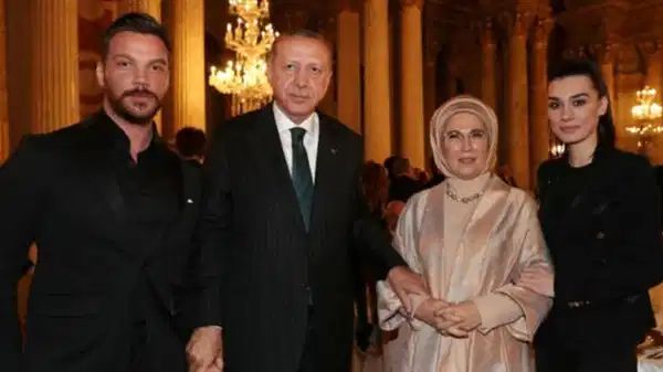 ئەردۆغان ڕێگە نادات ئەکتەرێکی تورک لە هاوسەرەکەی جیا ببێتەوە