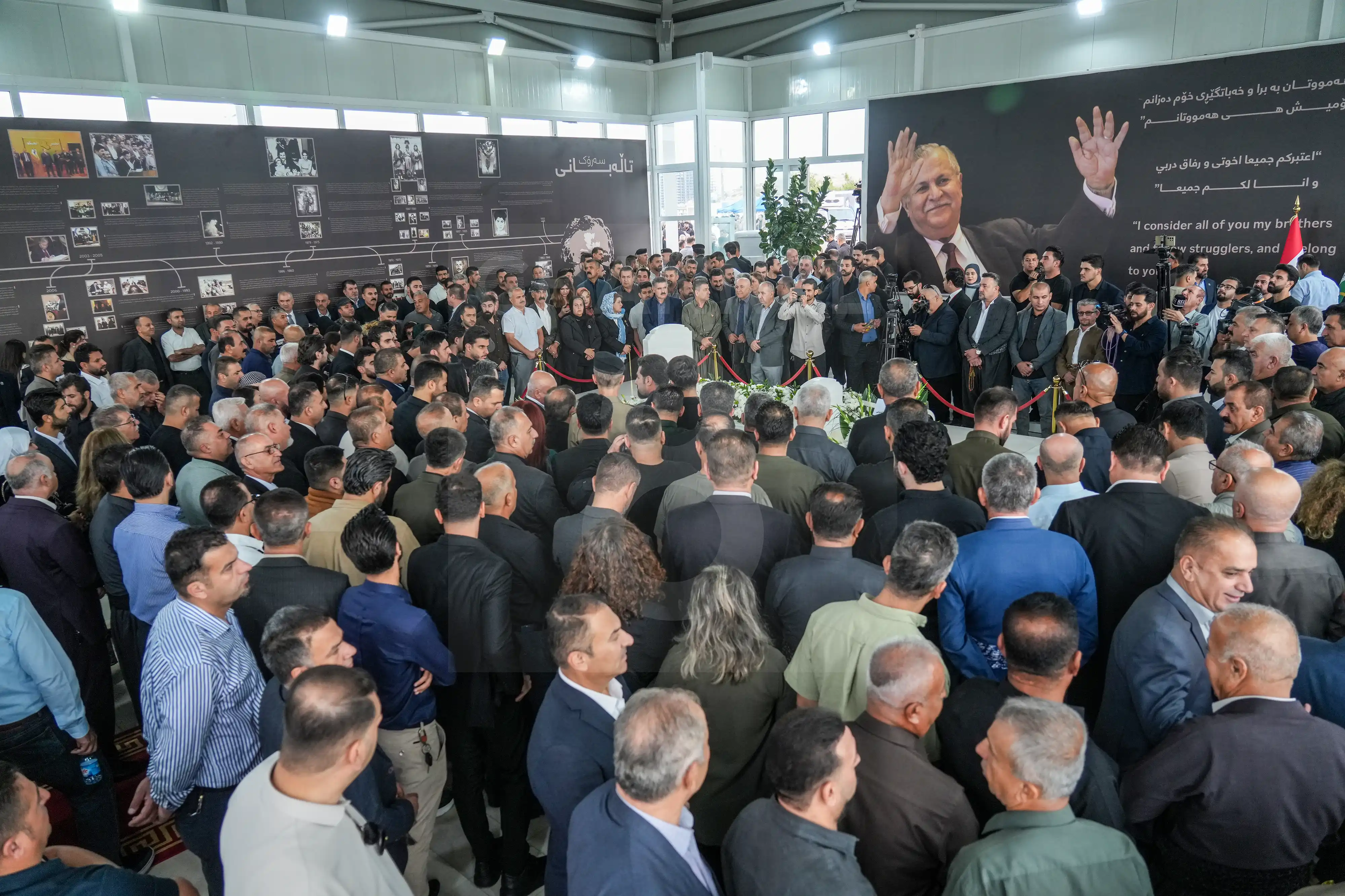 لە ساڵیادی کۆچی دوایی مام جەلالدا چین و توێژە جیاوازەکان سەردانی مەزارەکەی دەکەن