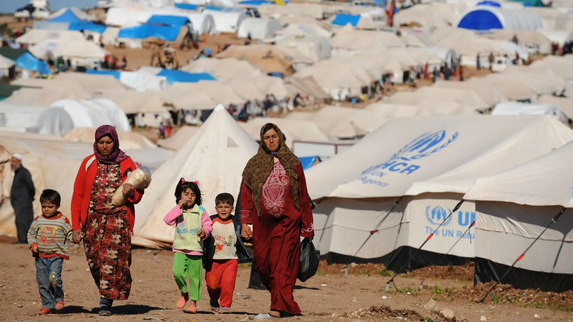 NY: PÊWÎSTIYA 1.2 MILYON SÛRIYEYÎ BI ALÎKARIYÊN MIROVÎ YÊN LEZGÎN HENE