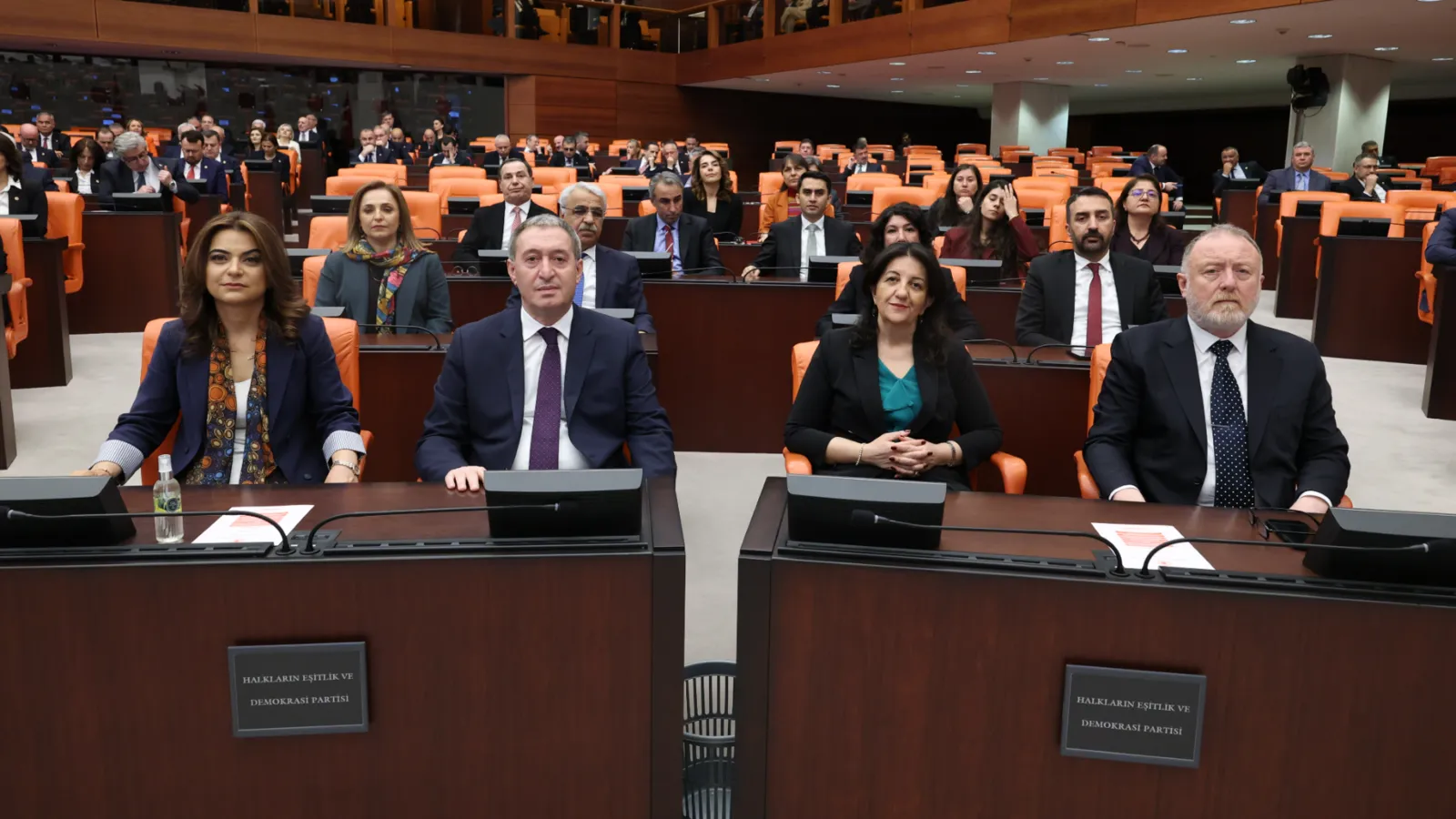 HELWESTA HEVPAR A DESTHILAT Û DEM PARTIYÊ: LI DIJÎ "TÊGIHIŞTINA BAZARIYÊ"