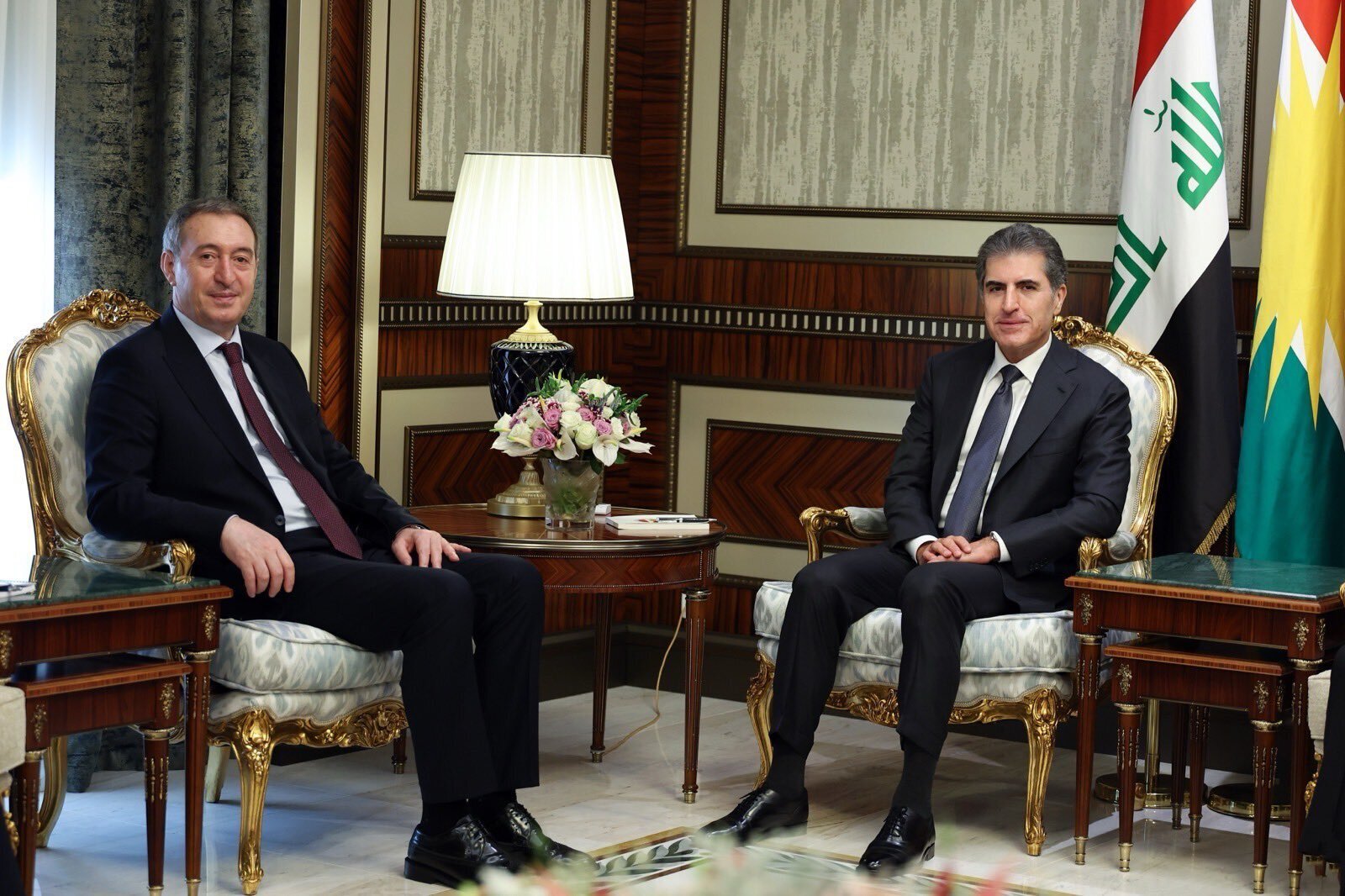 NÊÇÎRVAN BARZANÎ Û TUNCER BAKIRHAN LI HEWLÊRÊ CIVIYAN
