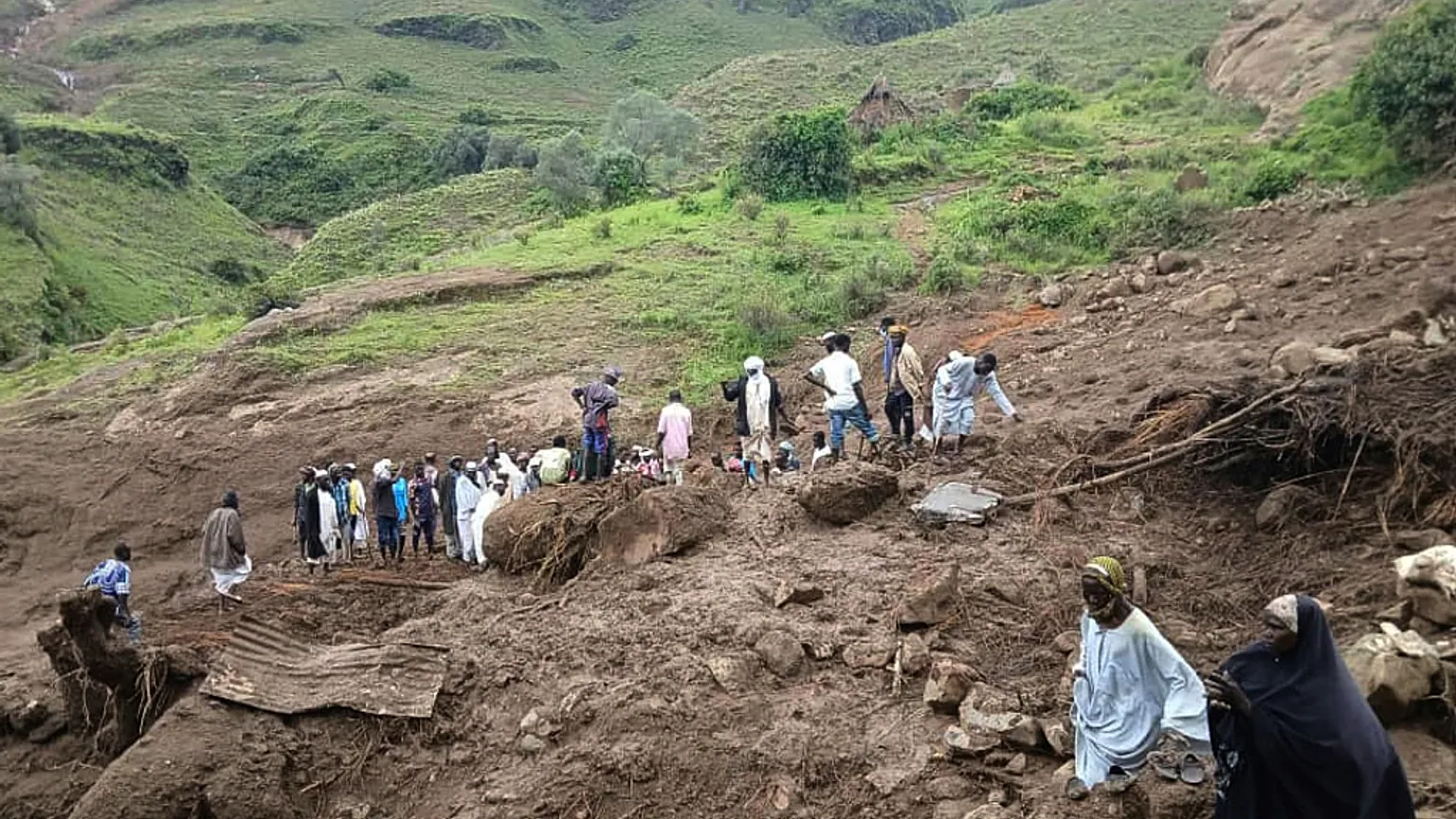 Sudan’da Toprak Kayması: 270 Cenaze Çıkarıldı, Yüzlerce Kişi Hâlâ Kayıp