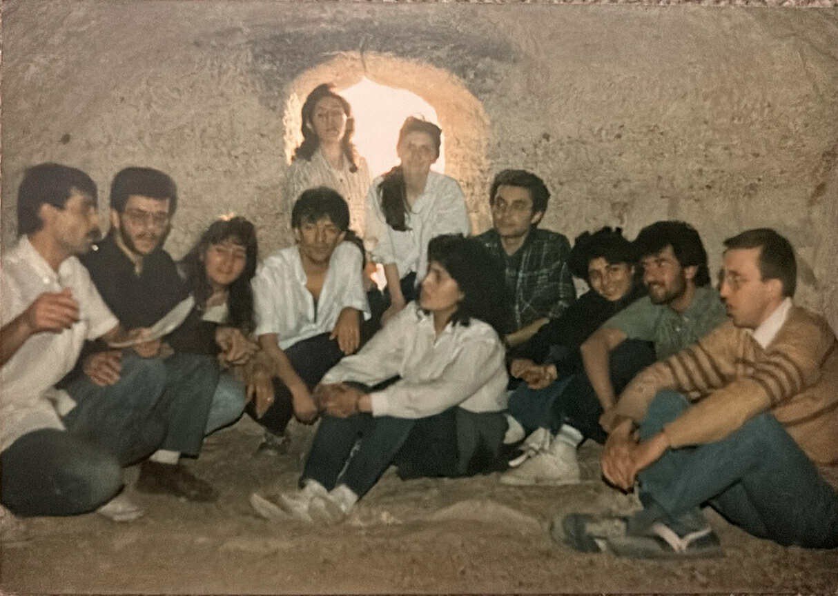 Gülşen Kutlay’la Koma Amed Üzerine: "Grup üyelerinin hepsi politik ailelerin çocuklarıydı ama Melek’in Kürt sorununa bakış açısı bizden çok daha ileriydi"