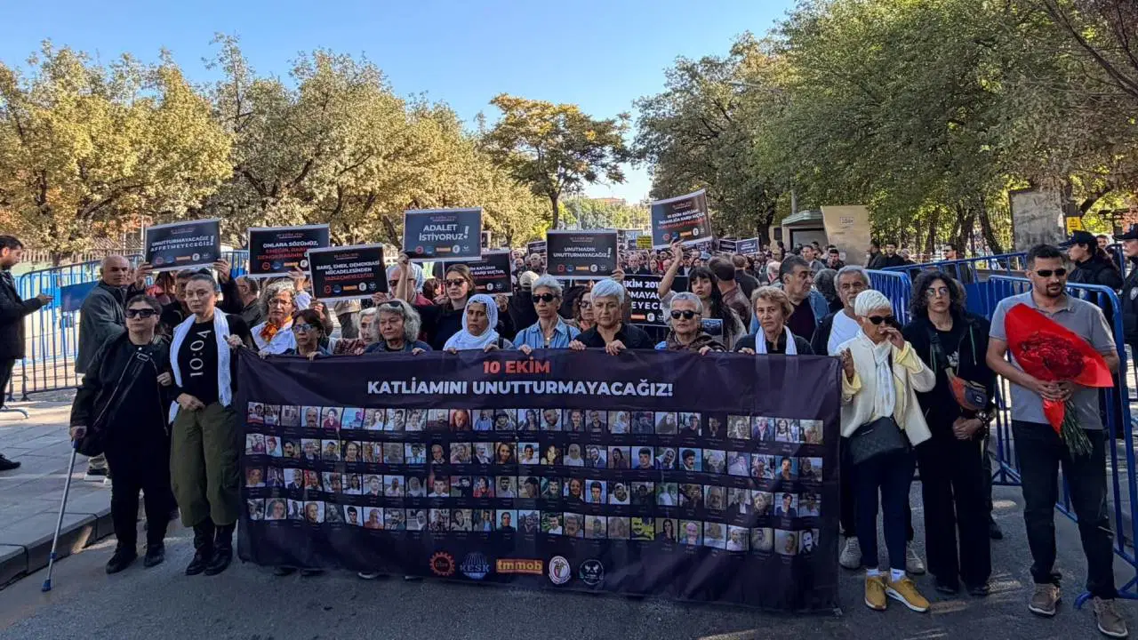 10 Ekim katliamının 11. yılı: Gar kurbanları anıldı